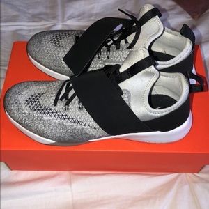 Women’s Nike Air Zoom Shoes